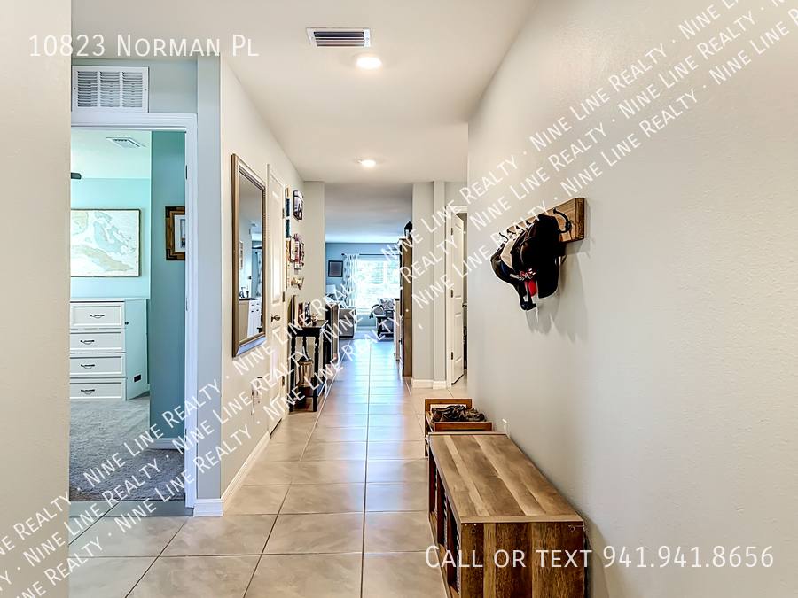 House for rent at 10823 Norman Place, Parrish, FL 34219