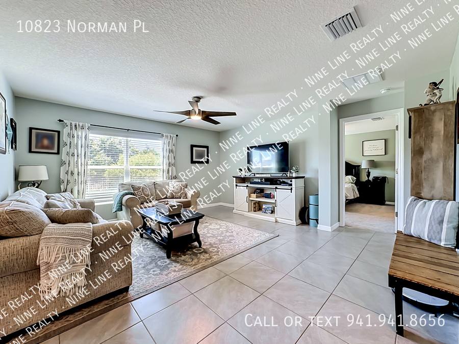 House for rent at 10823 Norman Place, Parrish, FL 34219