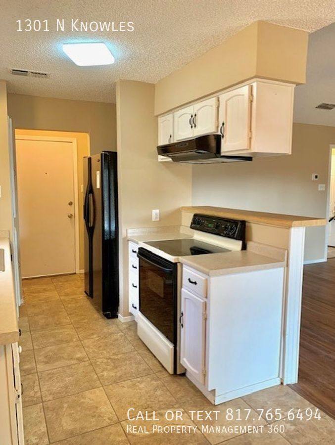 House for rent at 1301 N Knowles, Fort Worth, TX 76179