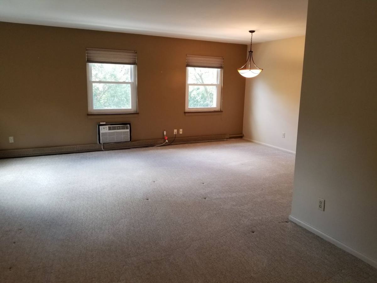 Condo for rent at 13769 Cedar Rd, Cleveland, OH 44118