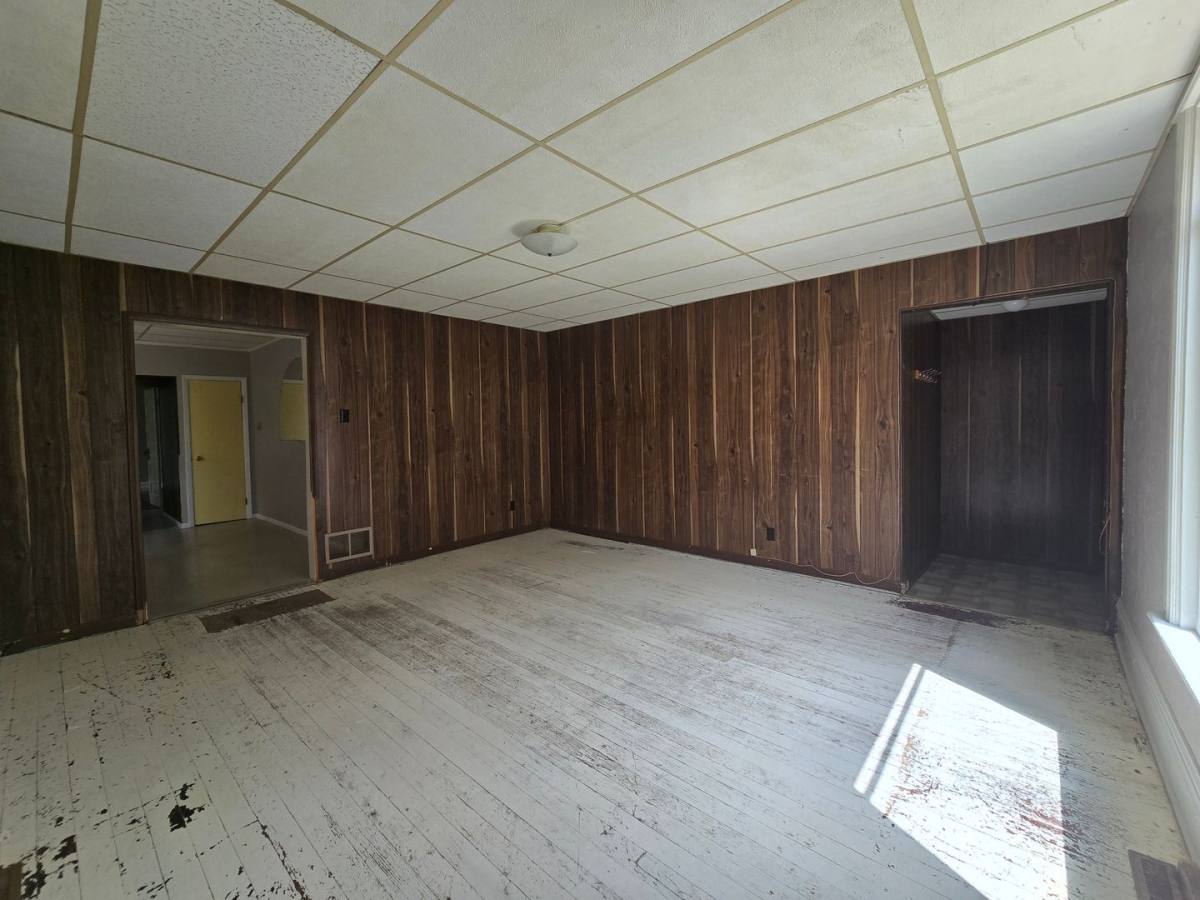 Apartment for rent at 1217 Palmer, Miles City, MT 59301