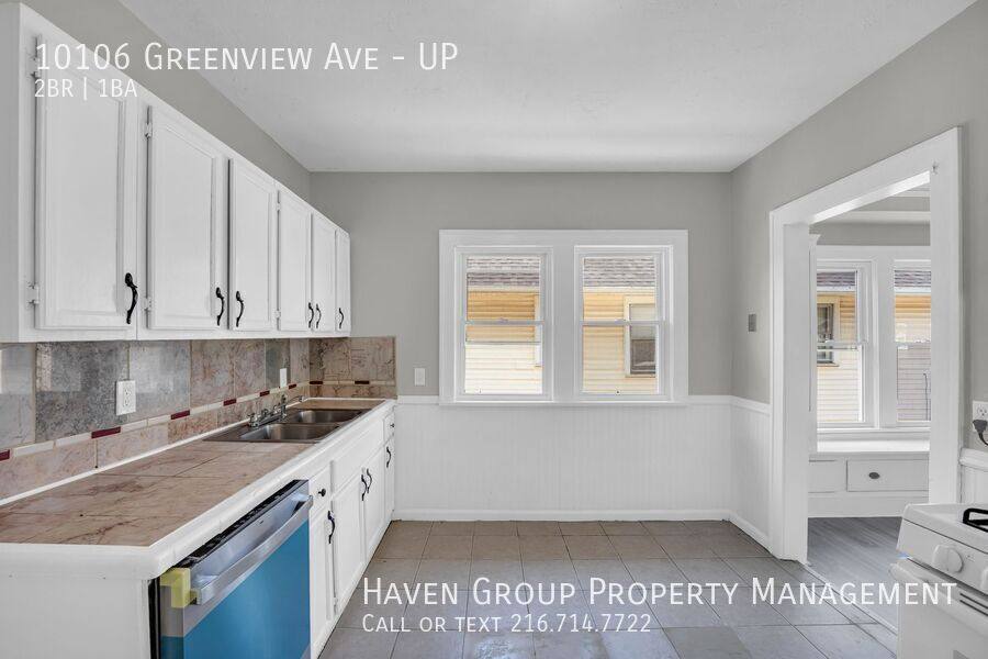 Apartment for rent at 10106 Greenview Ave #UP, Cleveland, OH 44125