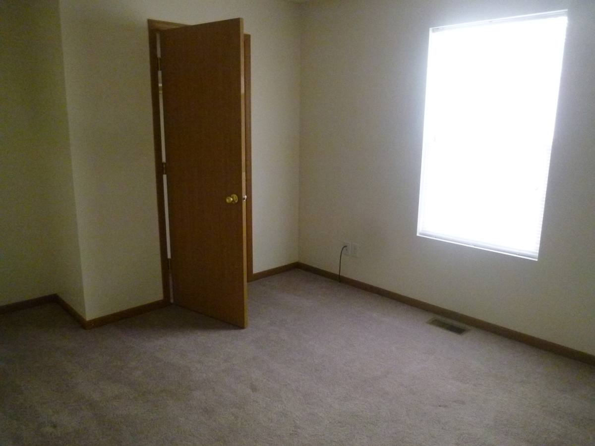 House for rent at 3127 N 12th St, Terre Haute, IN 47804