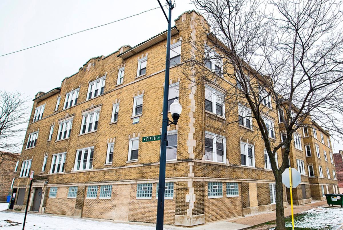 Apartment for rent at 701 S Karlov Ave, Chicago, IL 60624