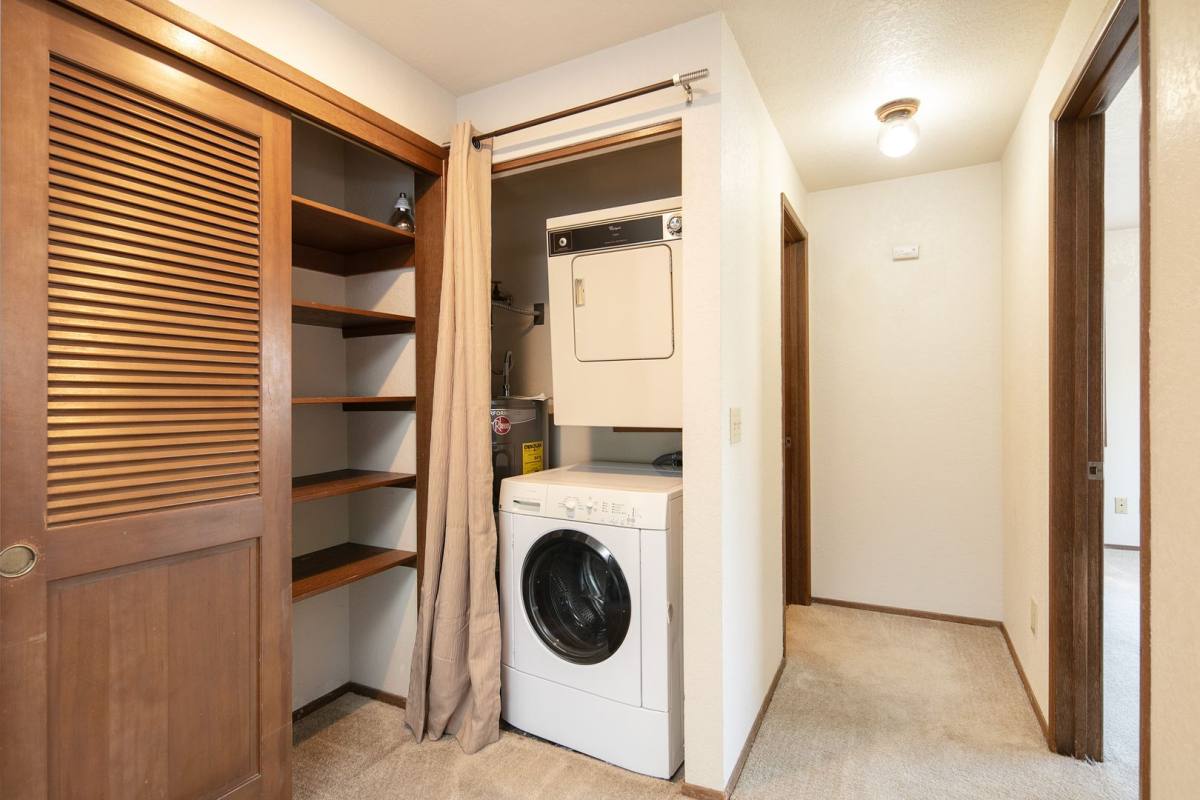 Apartment for rent at 1414 34th St, Everett, WA 98201