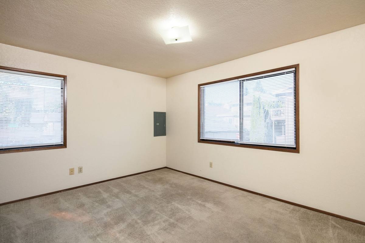 Apartment for rent at 1414 34th St, Everett, WA 98201