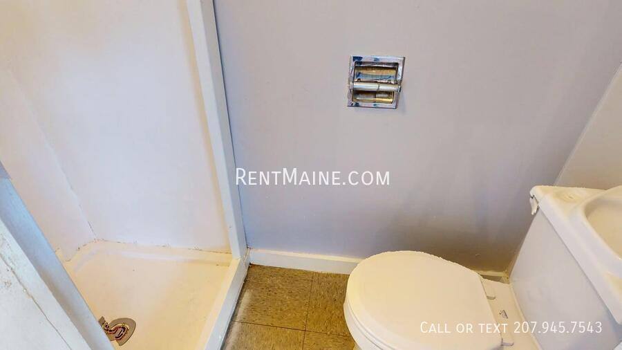 Apartment for rent at 18 Main Rd #5, Holden, ME 04429
