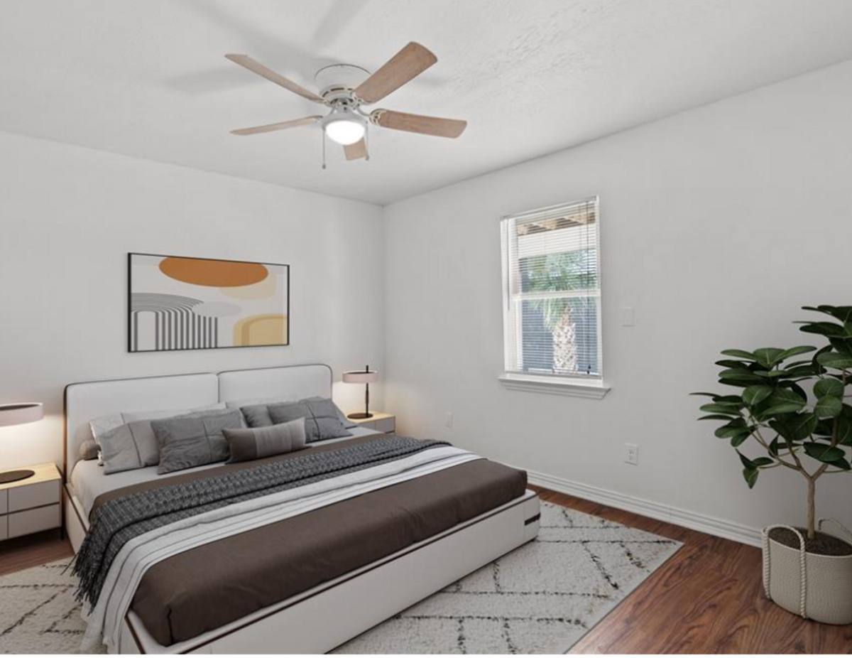 Apartment for rent at 918 Ave G - Per Gas, Galveston, TX 77550