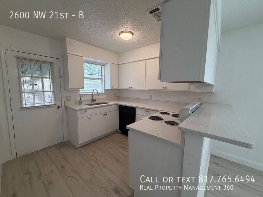 Apartment for rent at 2600 NW 21st #B, Fort Worth, TX 76106