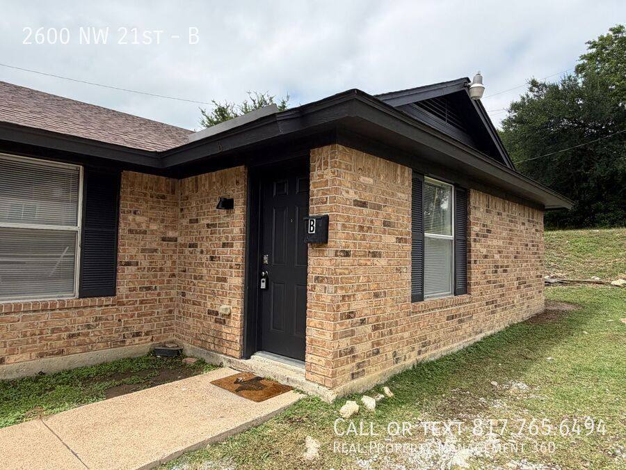 Apartment for rent at 2600 NW 21st #B, Fort Worth, TX 76106