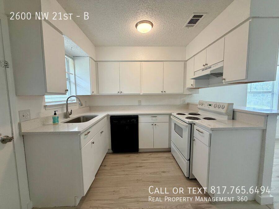 Apartment for rent at 2600 NW 21st #B, Fort Worth, TX 76106