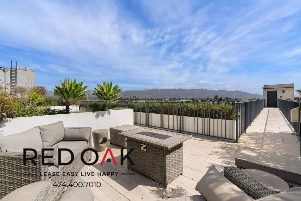 Condo for rent at 5550 Bonner Ave #512, North Hollywood, CA 91601