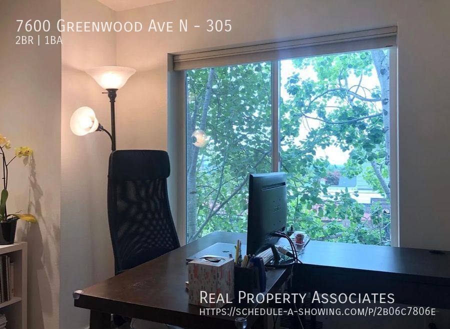 Condo for rent at 7600 Greenwood Ave N #305, Seattle, WA 98103