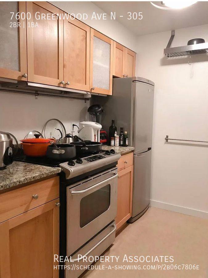 Condo for rent at 7600 Greenwood Ave N #305, Seattle, WA 98103