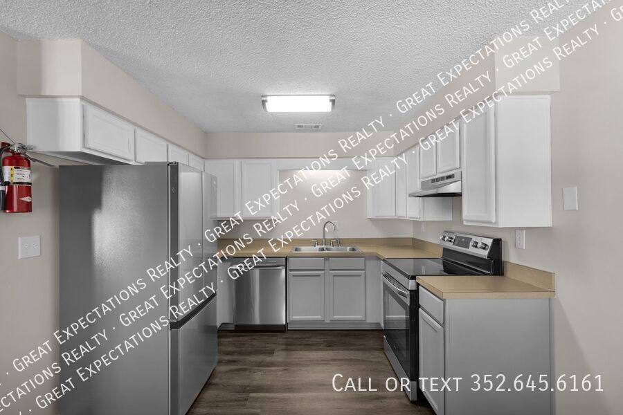 Apartment for rent at 131 SE 13th Ave, Ocala, FL 34470