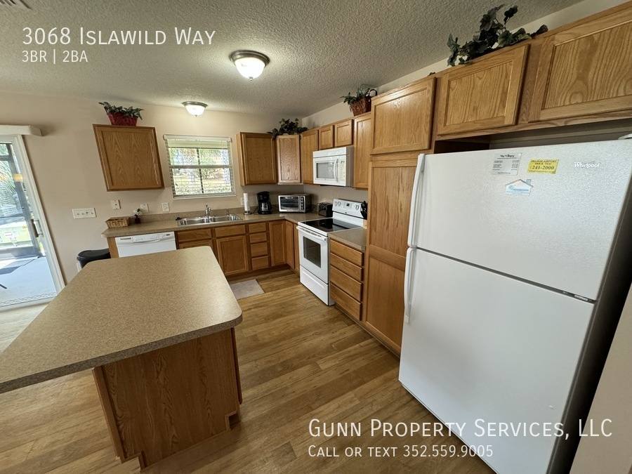 House for rent at 3068 Islawild Way, The Villages, FL 32163