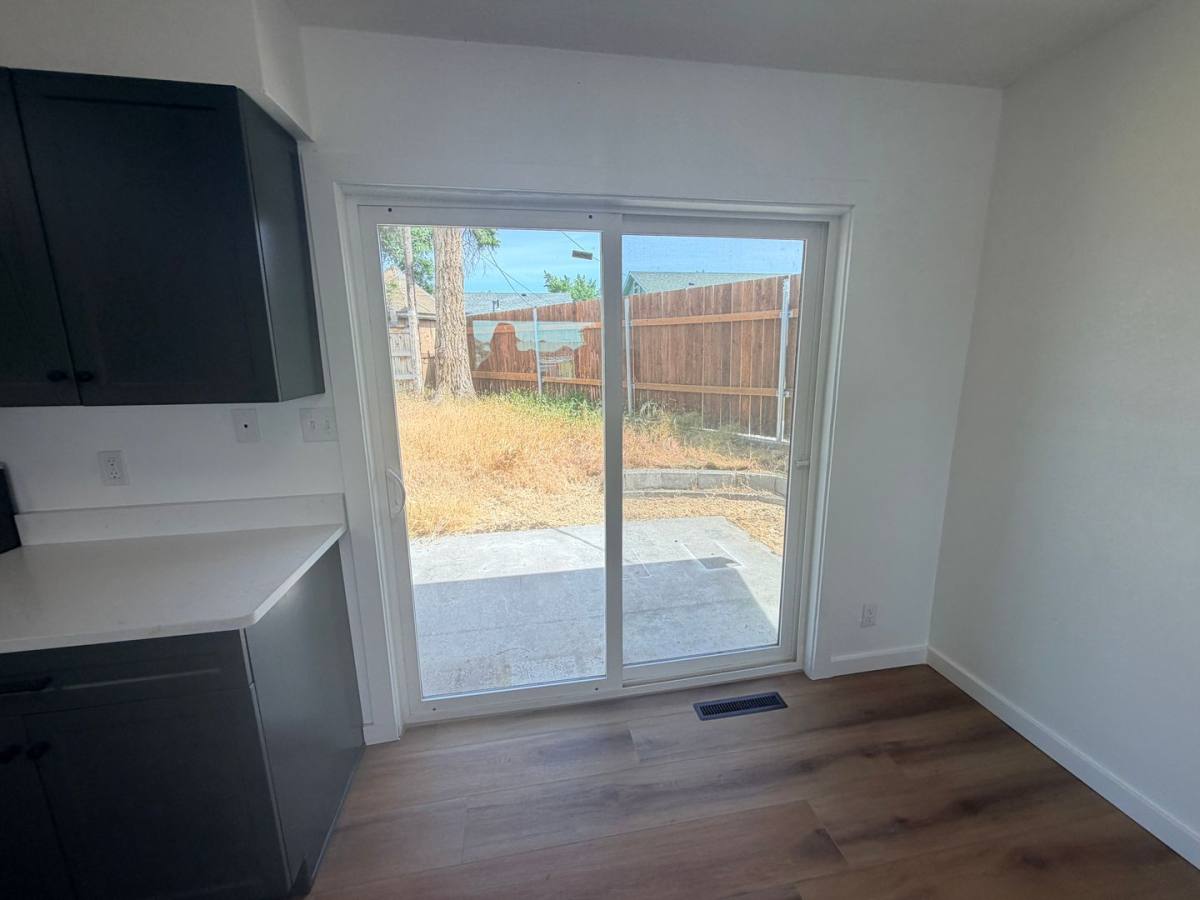 Apartment for rent at 510-530 NE 4th St, Hermiston, OR 97838