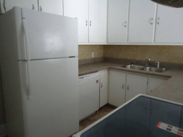 Apartment for rent at 702 W Main St, Elizabeth City, NC 27909