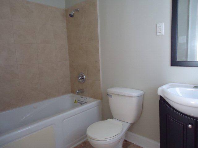 Apartment for rent at 702 W Main St, Elizabeth City, NC 27909