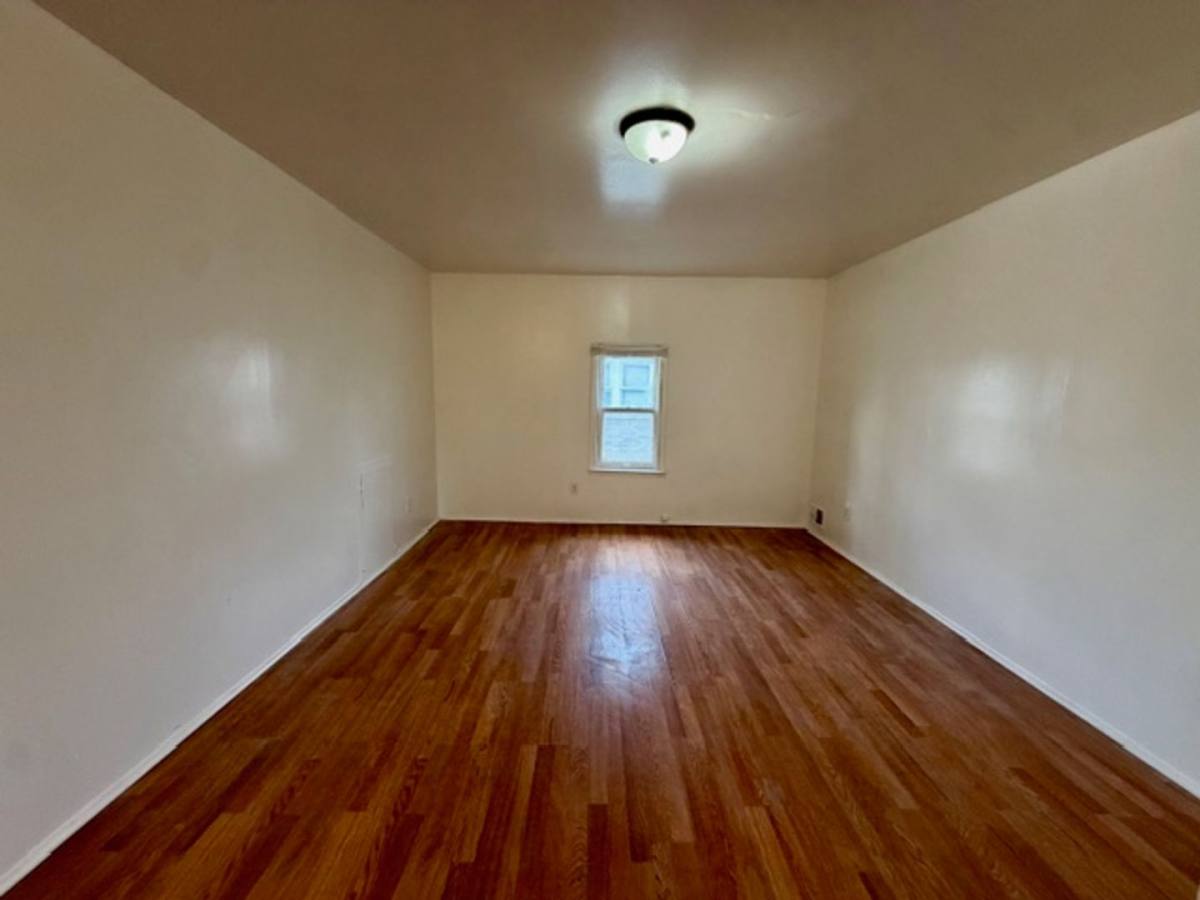House for rent at 14590 Ardmore, Detroit, MI 48227