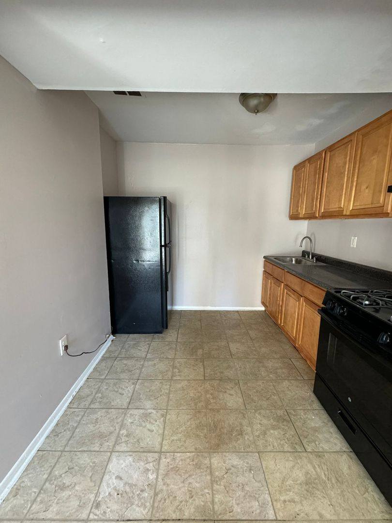 Apartment for rent at 3908 Groveland Ave, Baltimore, MD 21215