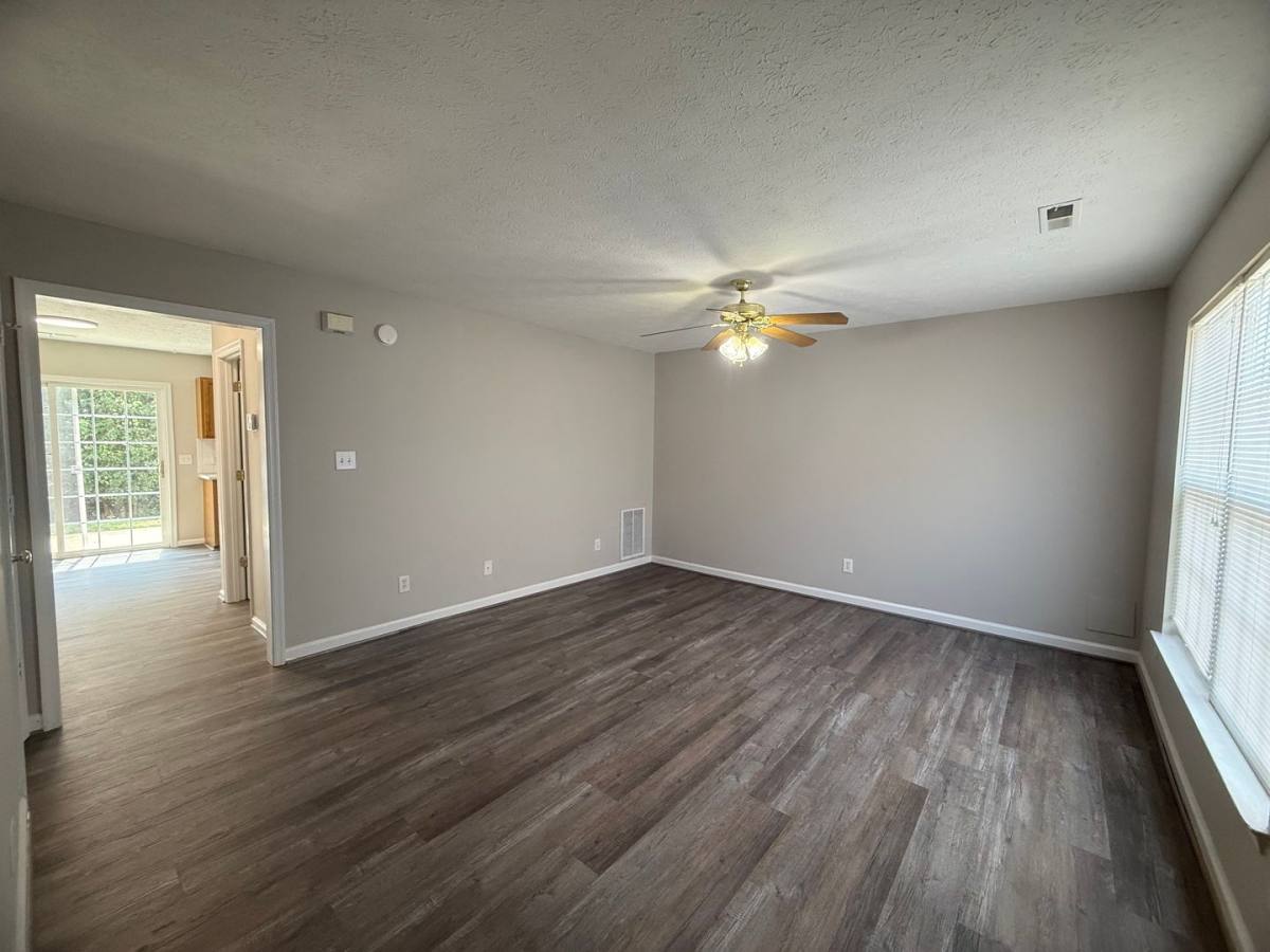 Townhouse for rent at 273 Mulberry Circle, Lynchburg, VA 24502