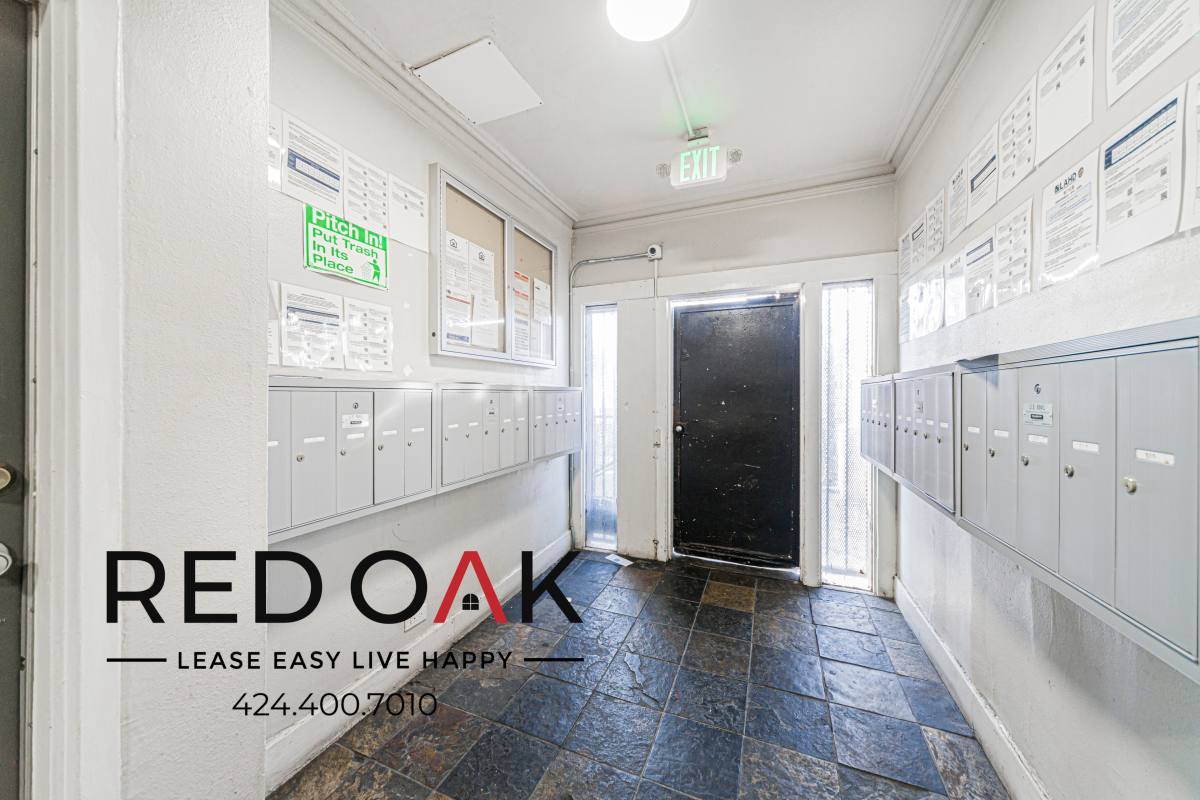 Condo for rent at 822 S Park View St #201, Los Angeles, CA 90057