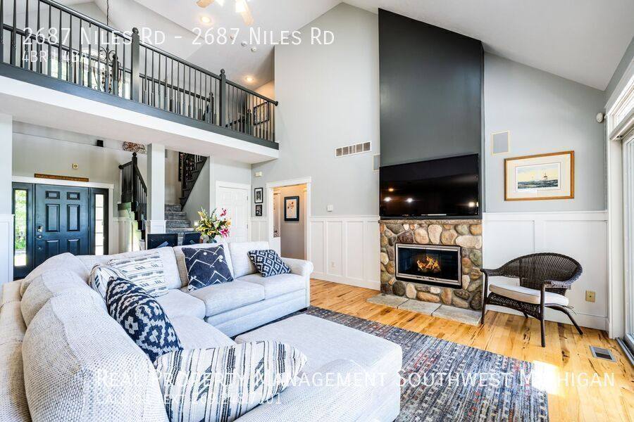 Apartment for rent at 2687 Niles Rd, Saint Joseph, MI 49085