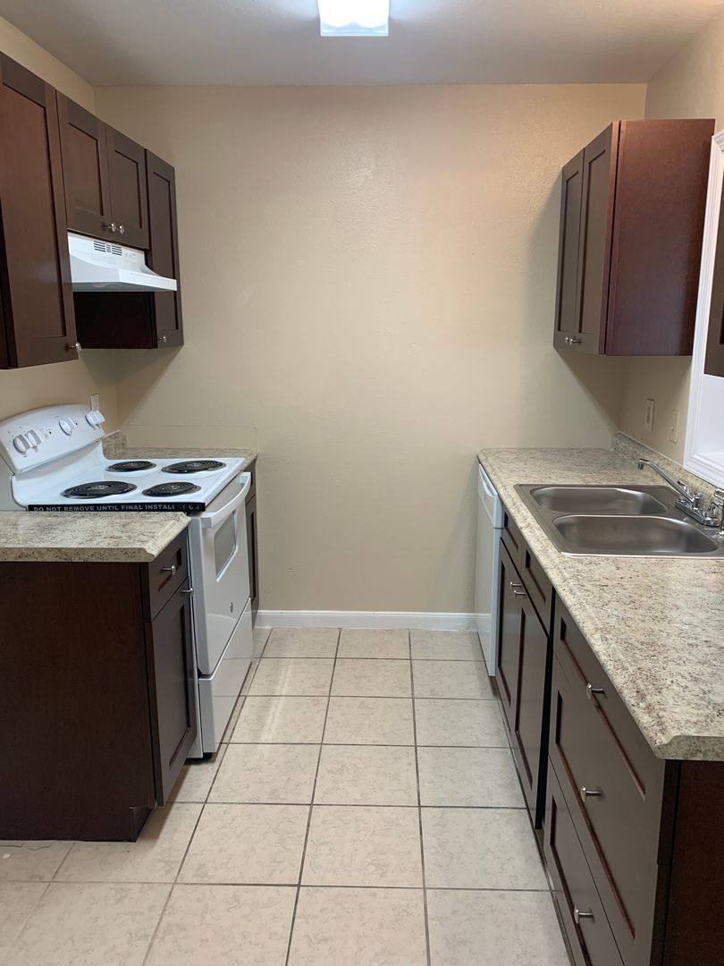 Townhouse for rent at 217 Hunters Lane, Eagle Lake, TX 77434