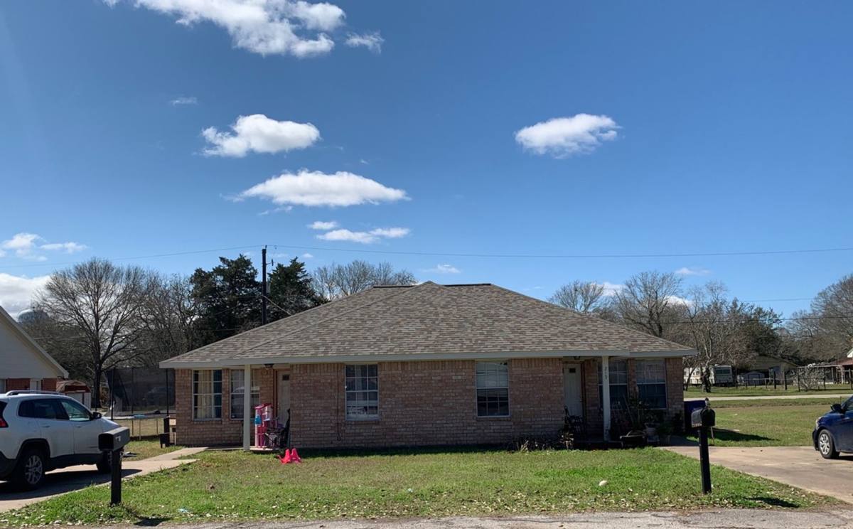 Townhouse for rent at 217 Hunters Lane, Eagle Lake, TX 77434