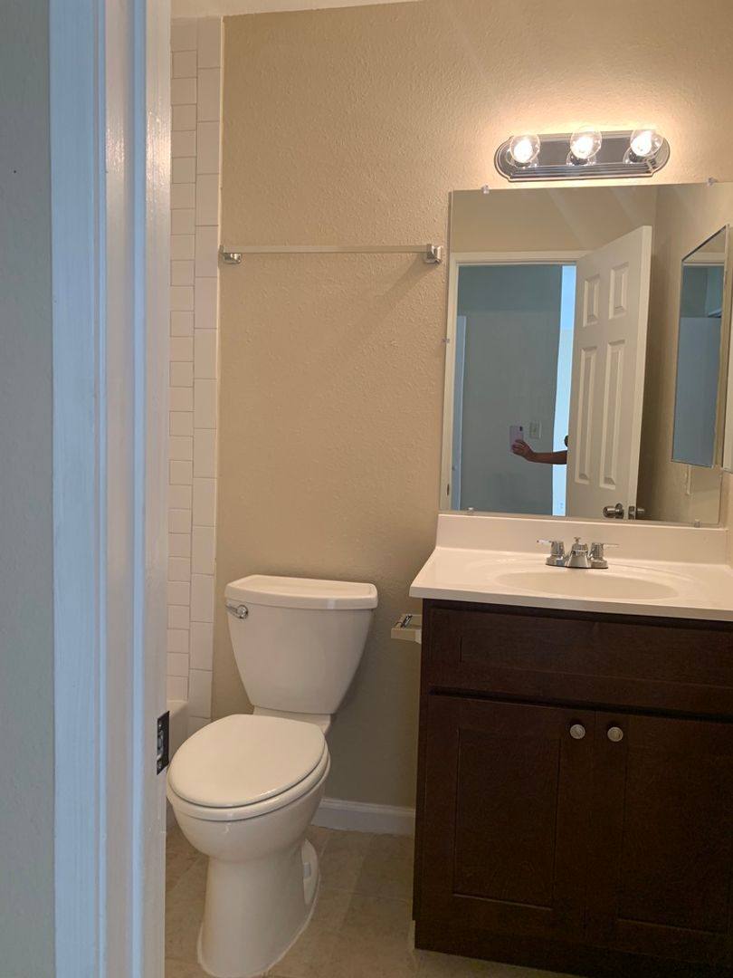 Townhouse for rent at 217 Hunters Lane, Eagle Lake, TX 77434