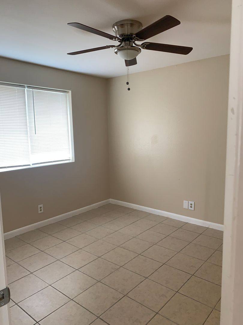 Townhouse for rent at 217 Hunters Lane, Eagle Lake, TX 77434