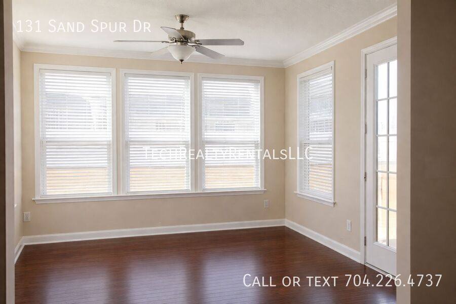 House for rent at 131 Sand Spur Dr, Mooresville, NC 28117