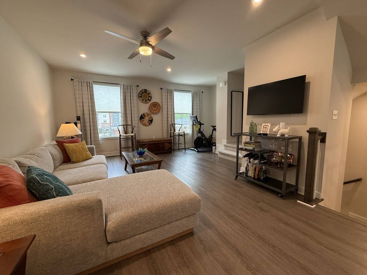 Townhouse for rent at 105 Big Woods Dr, Poquoson, VA 23662