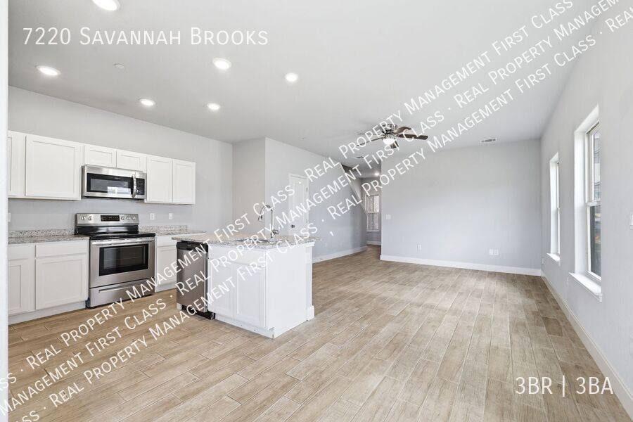Townhouse for rent at 7220 Savannah Brooks, San Antonio, TX 78233