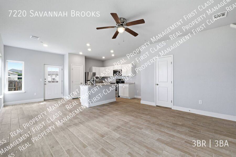 Townhouse for rent at 7220 Savannah Brooks, San Antonio, TX 78233