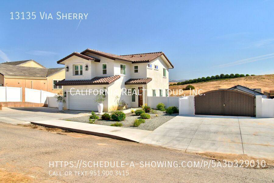 House for rent at 13135 Via Sherry, Riverside, CA 92503