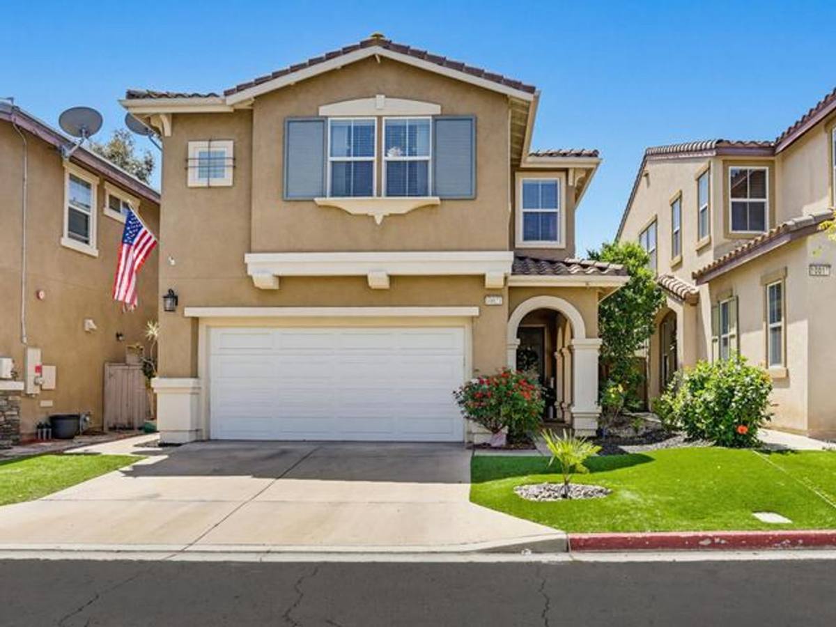 House for rent at 10021 Merry Brook Trail, Santee, CA 92071