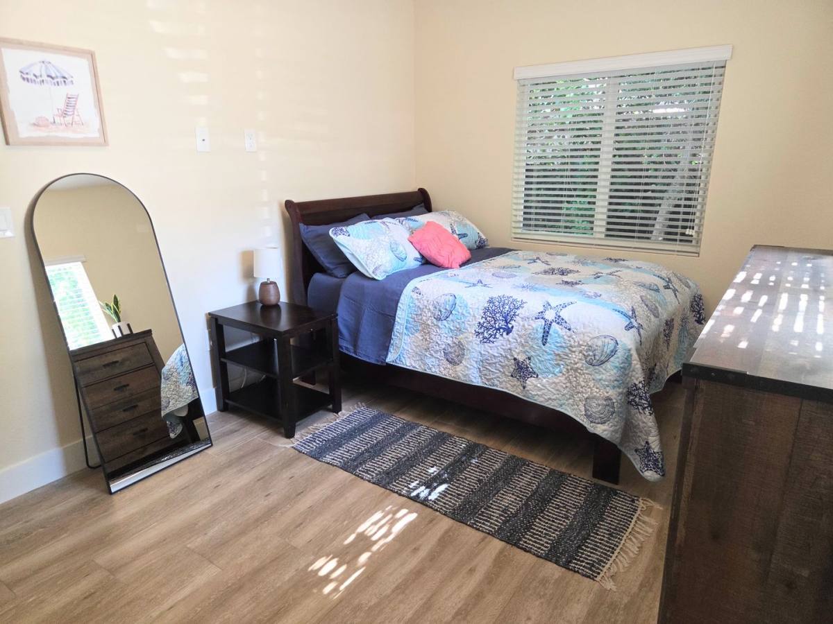 House for rent at 11 Pompano Ave, Key Largo, FL 33037