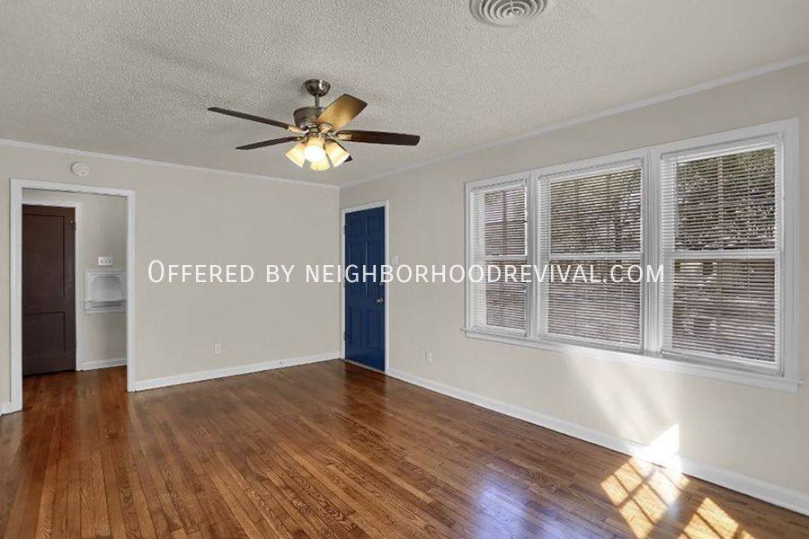 House for rent at 3719 Briar Rose Rd, Memphis, TN 38111