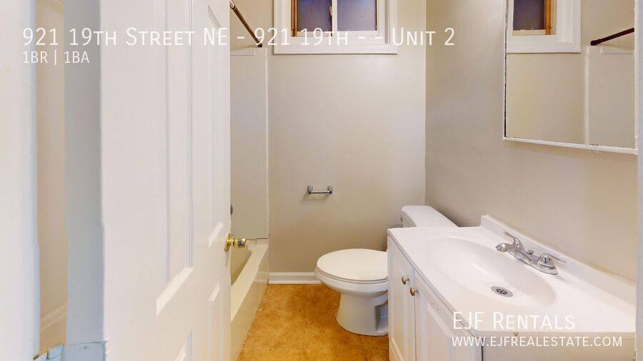 Apartment for rent at 921 19th St NE #2, Washington, DC 20002