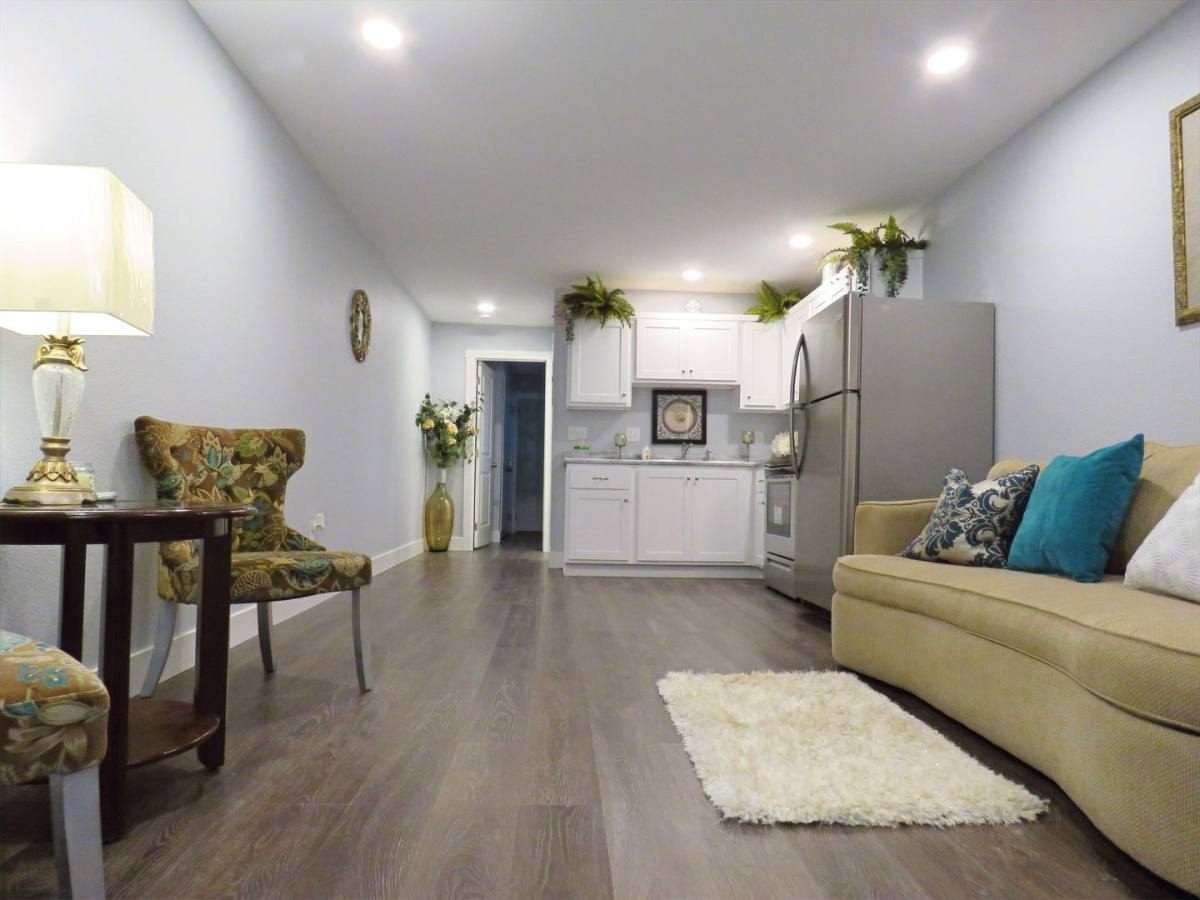 Apartment for rent at 3845 Hessen Cassel Rd, Fort Wayne, IN 46806