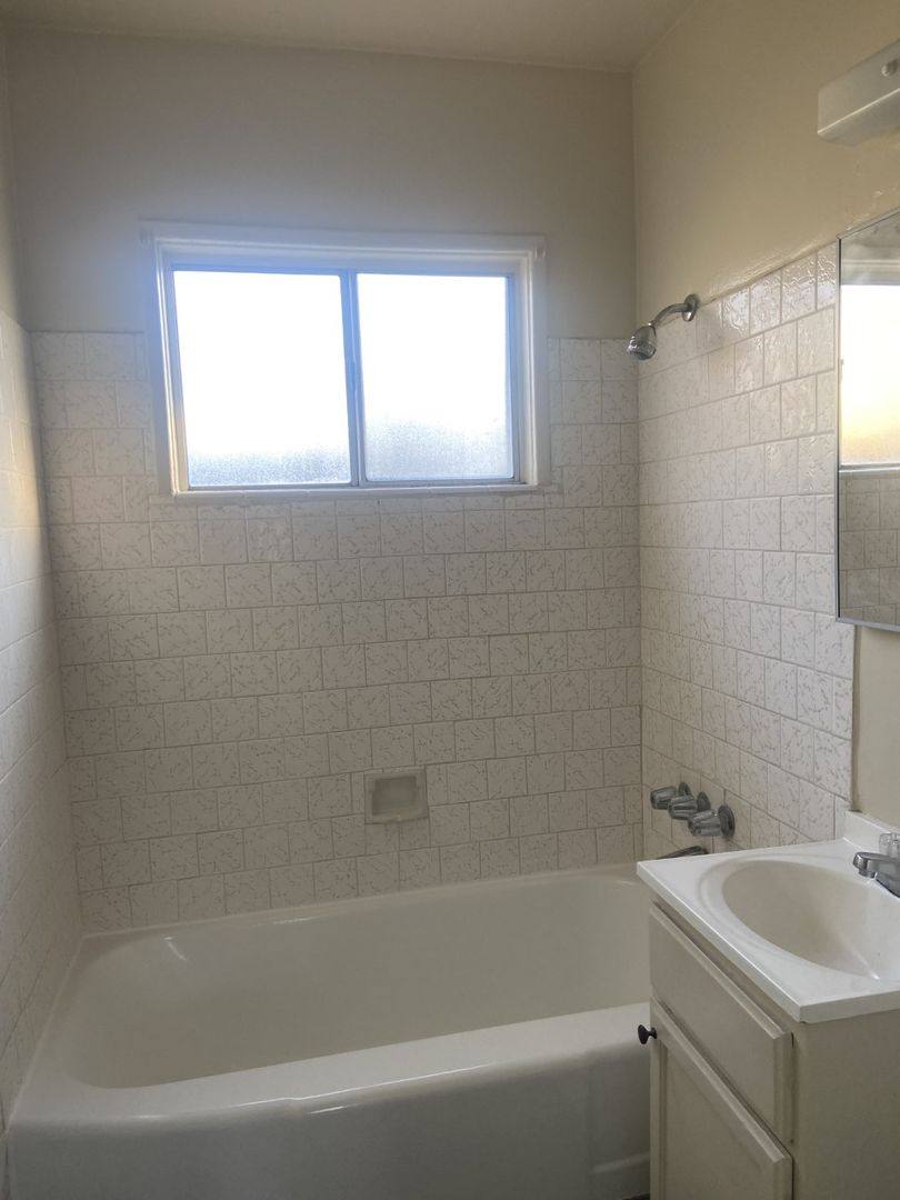 Apartment for rent at 6503 S Fishburn Ave, Bell Gardens, CA 90201