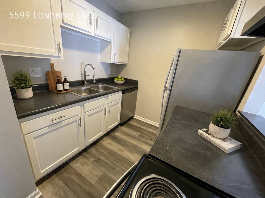 Townhouse for rent at 5599 Longbow Lane, Columbus, OH 43235