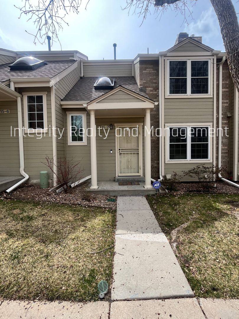 Townhouse for rent at 1818 S Quebec Way, Denver, CO 80231