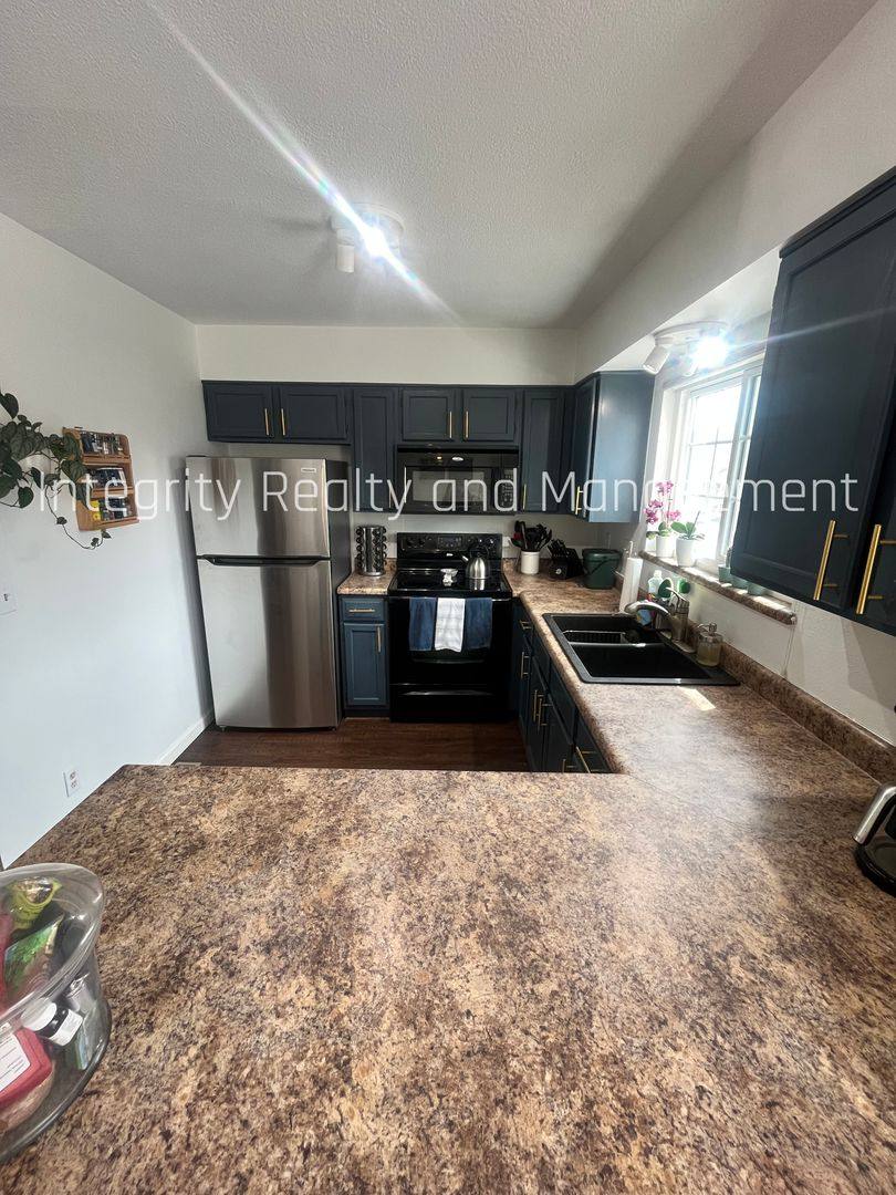 Townhouse for rent at 1818 S Quebec Way, Denver, CO 80231