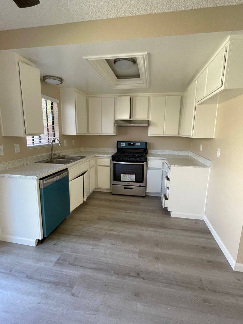 Apartment for rent at 4532 Jones Ave, Riverside, CA 92505