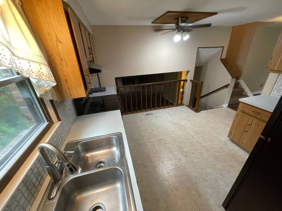 House for rent at 4957 Winding Spring Circle, Louisville, KY 40245