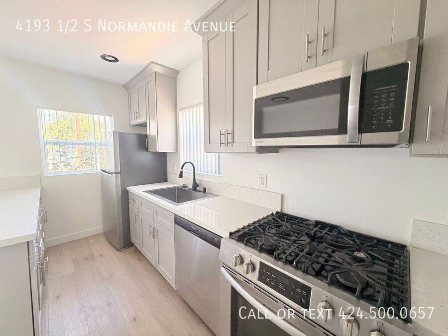 Apartment for rent at 4193 1 2 S Normandie Ave, Los Angeles, CA 90037
