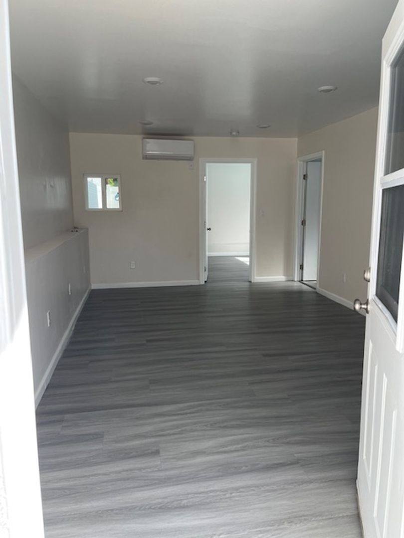 House for rent at 14315 Collins St, Van Nuys, CA 91401
